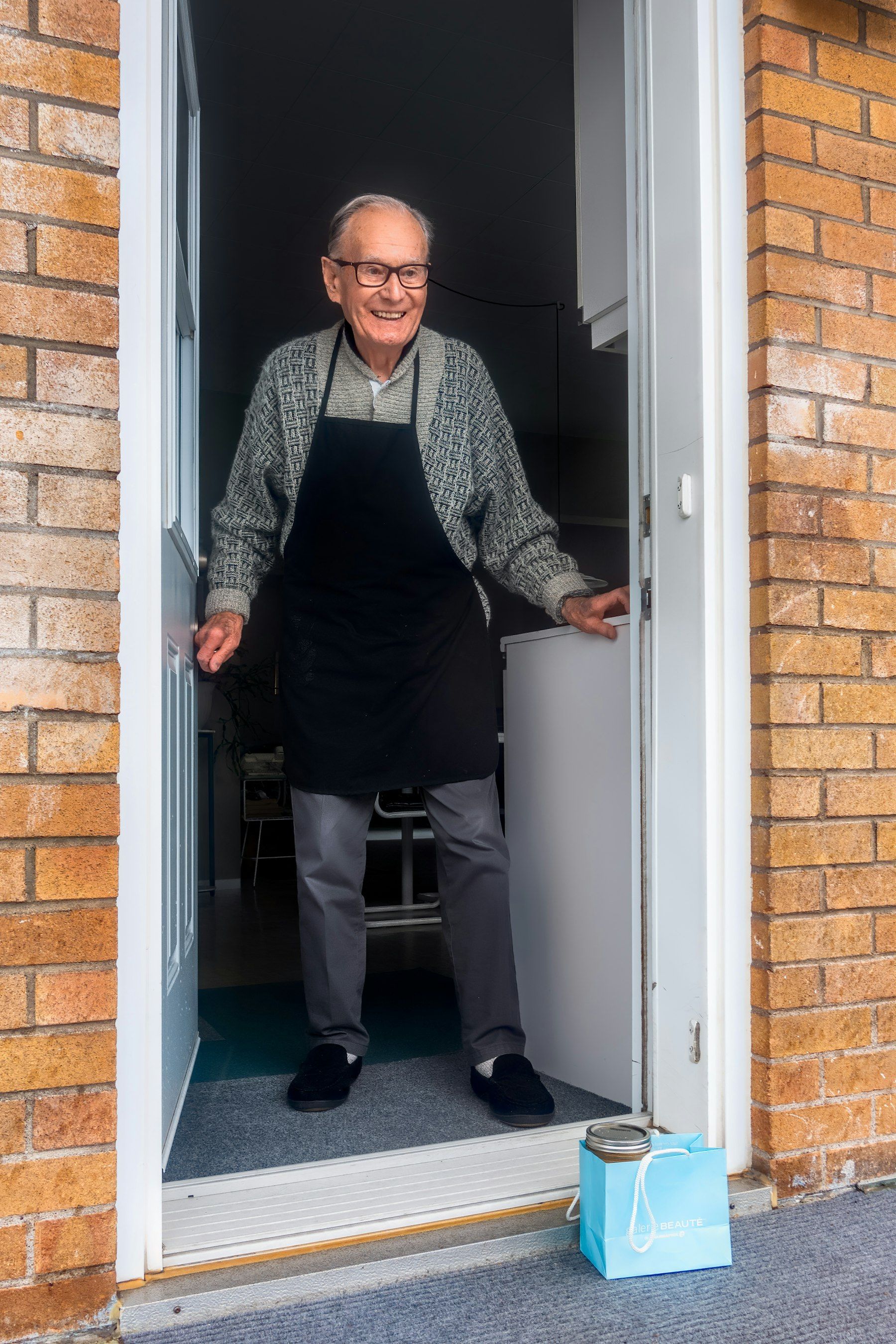 When should a patient receive a home visit?